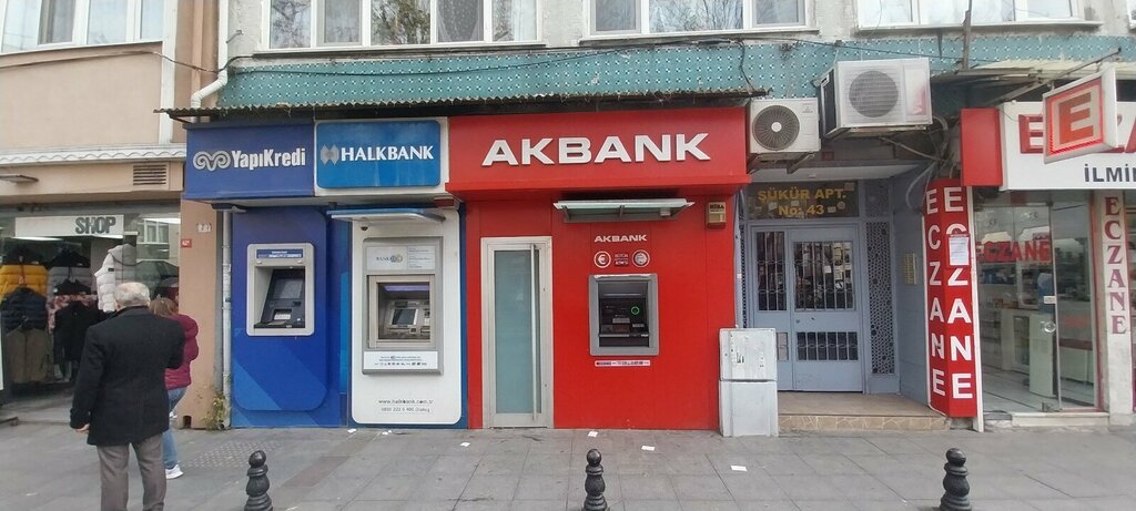 ATM Yapi Kredi, Istanbul, photo