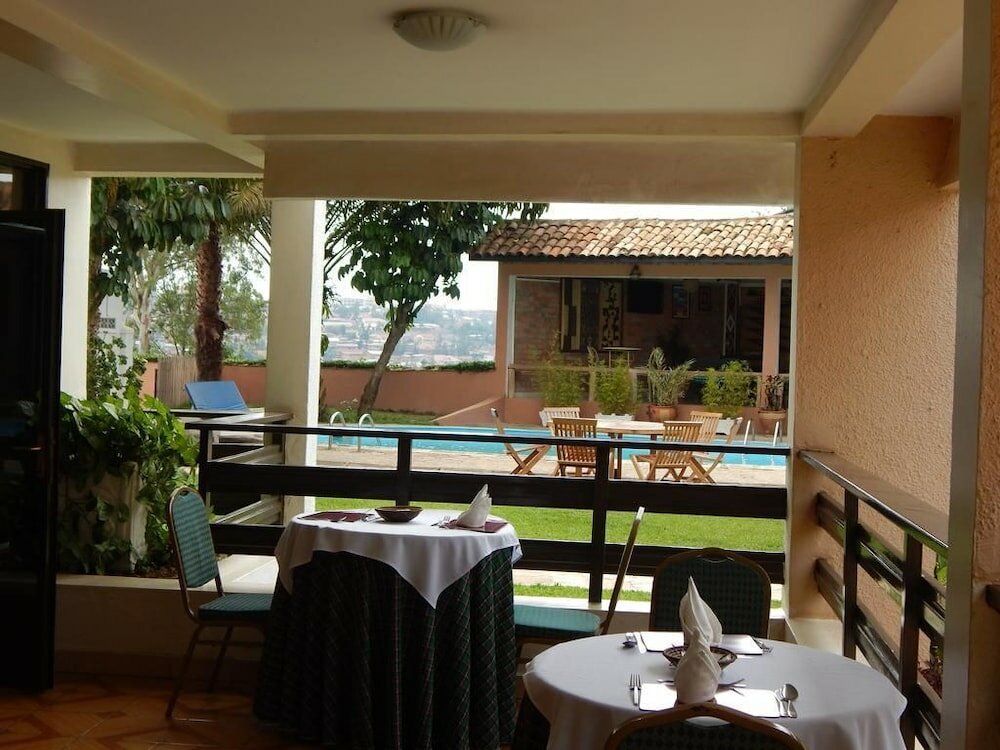 Фото Flame Tree Village