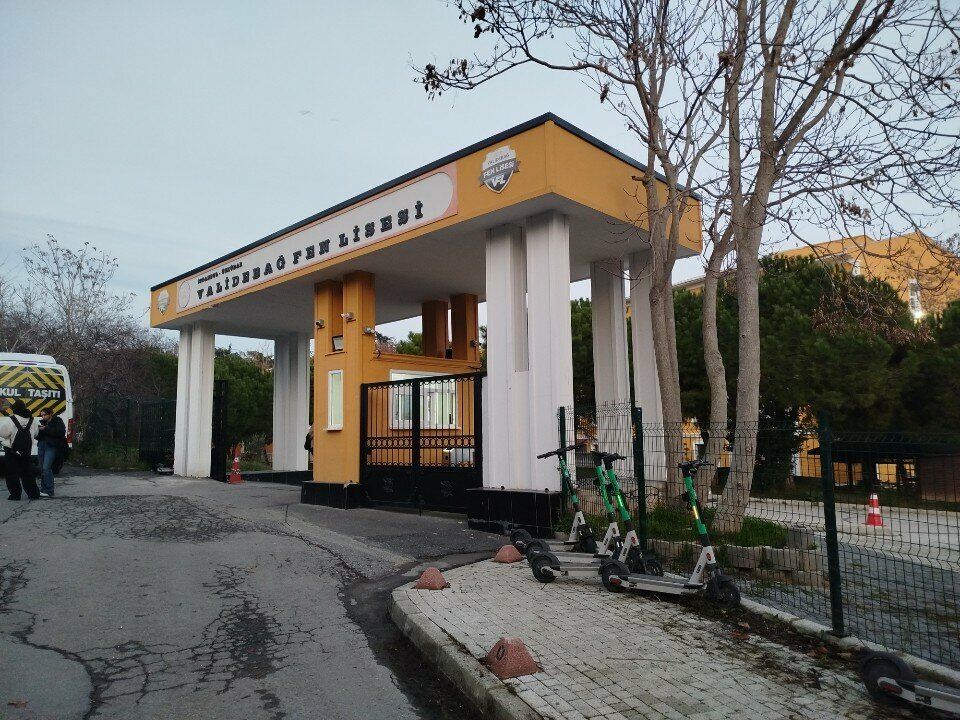 Lyceum Validebag Science High School, Istanbul, photo