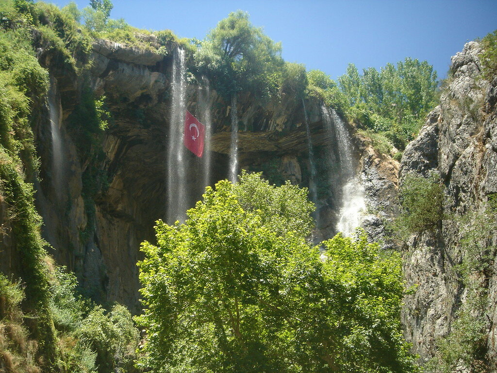 Landmark, attraction Direkli Cave, Kahramanmaras, photo