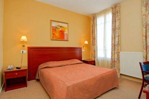 Фото Kyriad Reims Centre