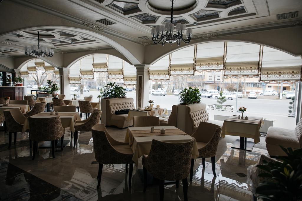 Фото Huayue Mansion Hotel