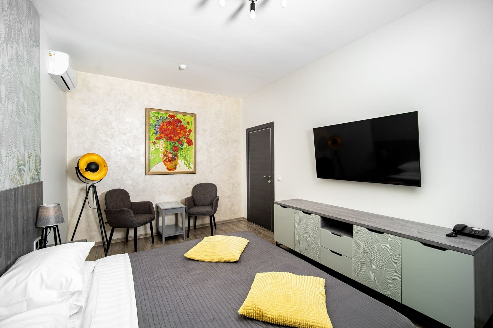 Фото Графит