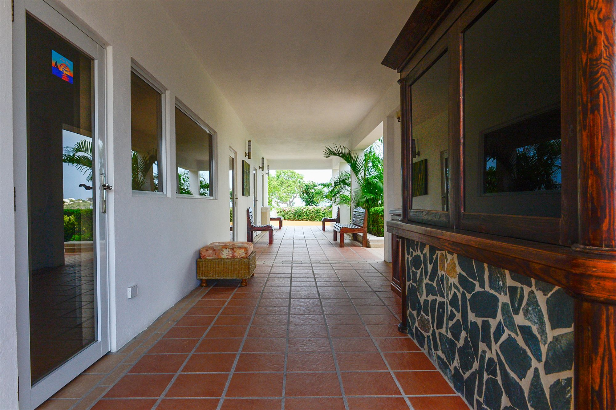 Фото La Vue Boutique Inn