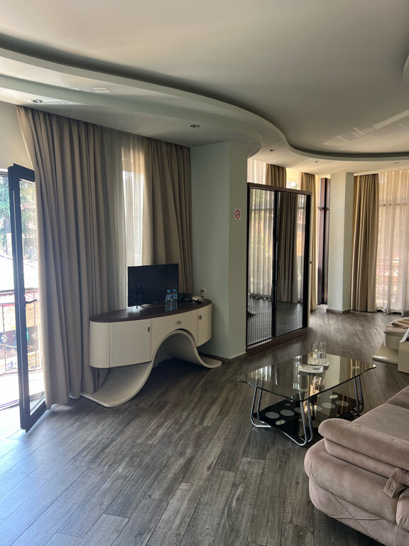 Фото Лайт Палас