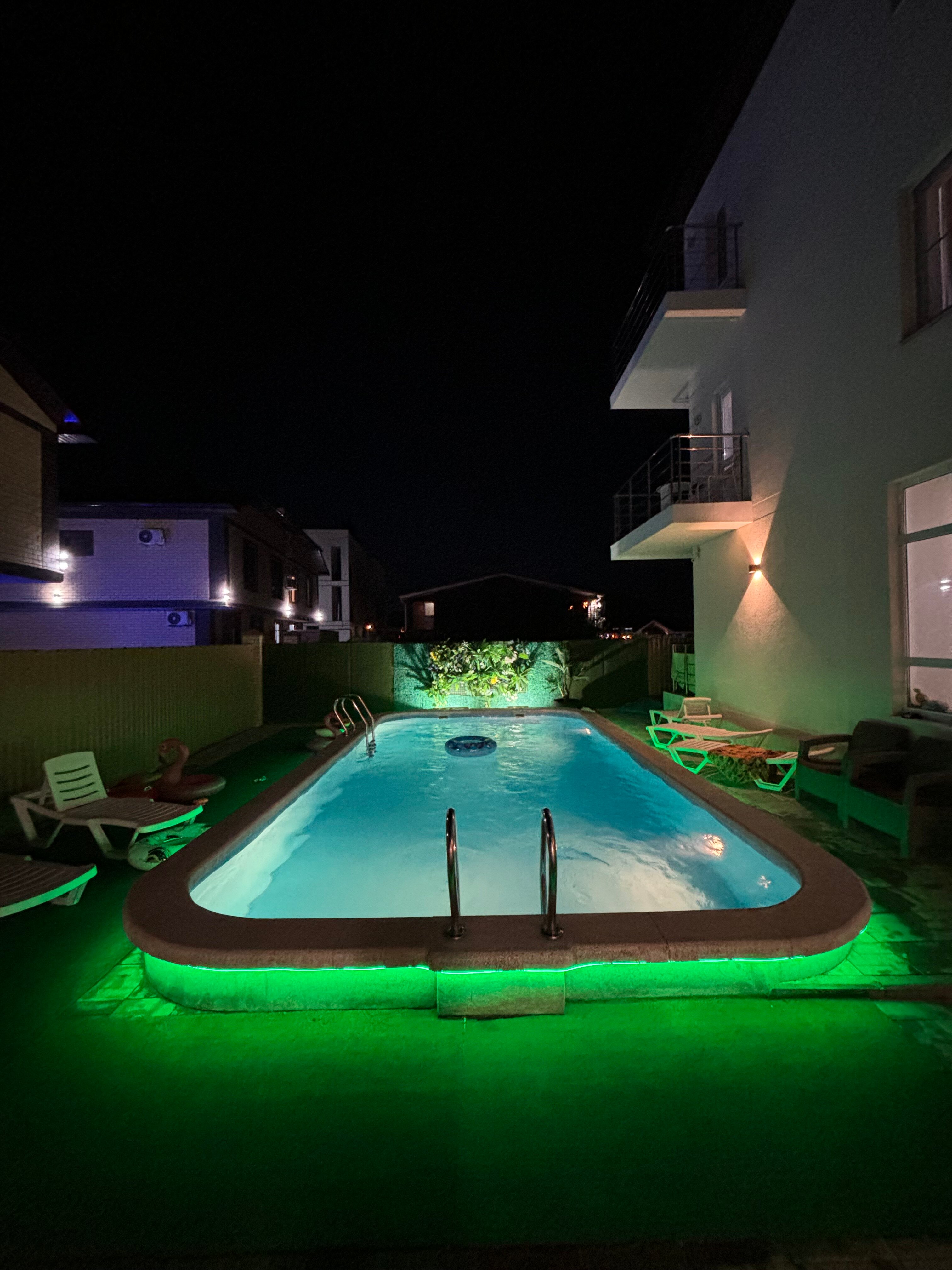 Фото Green Elephant