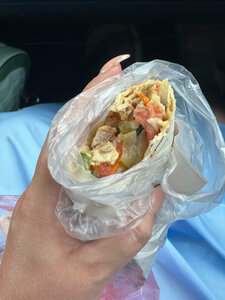 Гранд Шаверма (posyolok Plodovoye, Tsentralnaya ulitsa, 14), comida rápida