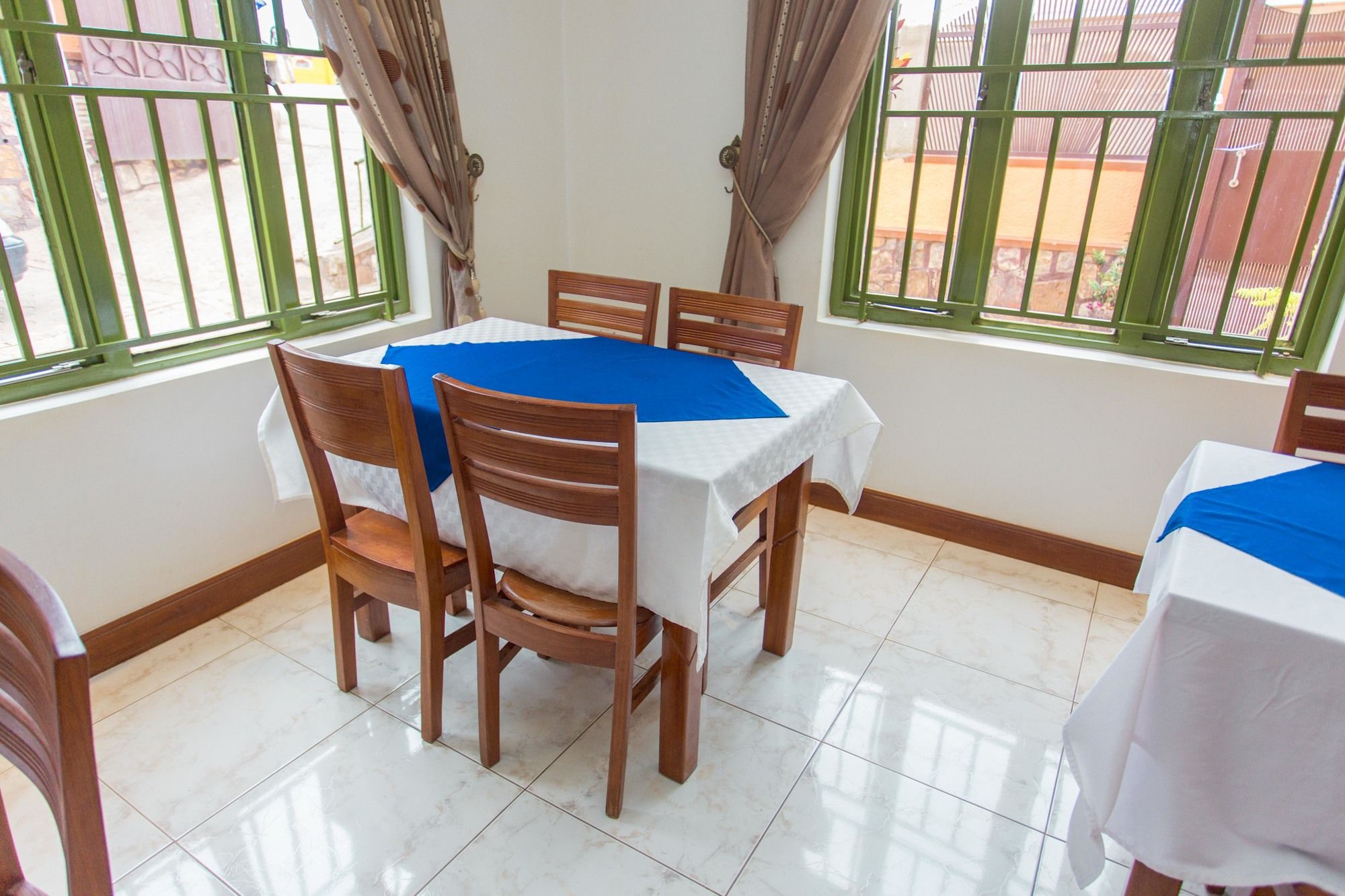 Фото Silver Hotel