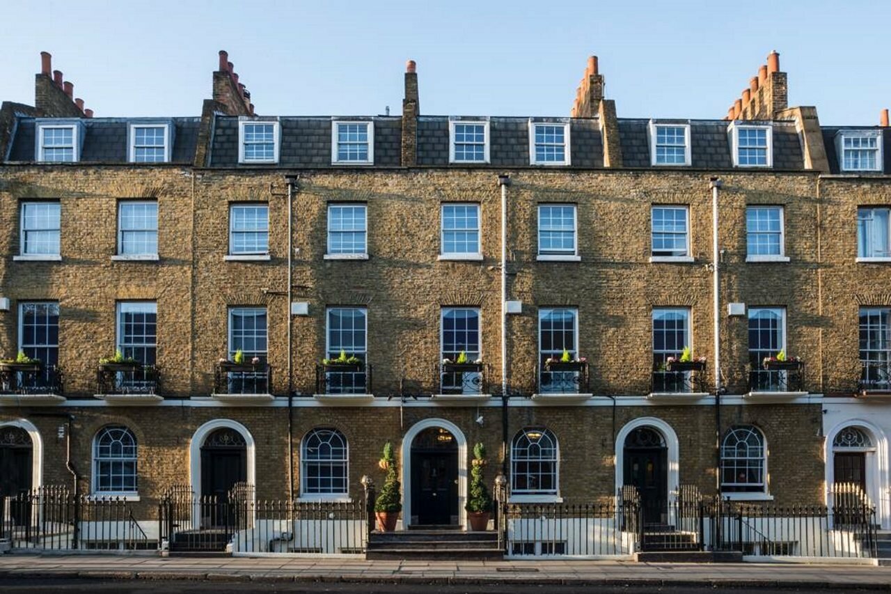 Фото The California