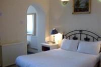 Фото Mermaid Suite Hotel