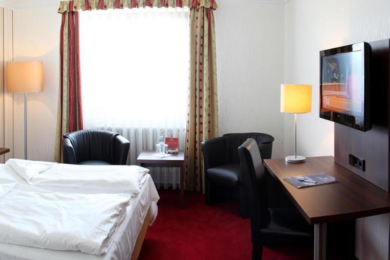 Фото Lobinger Hotel - Weisses Ross