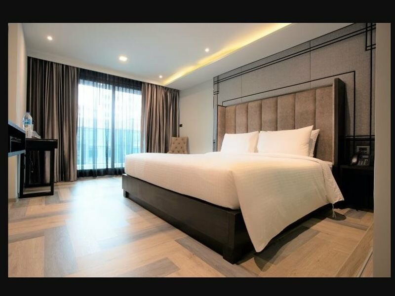 Фото First Pride Hotel