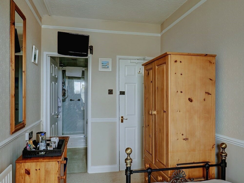 Фото Bosavern House