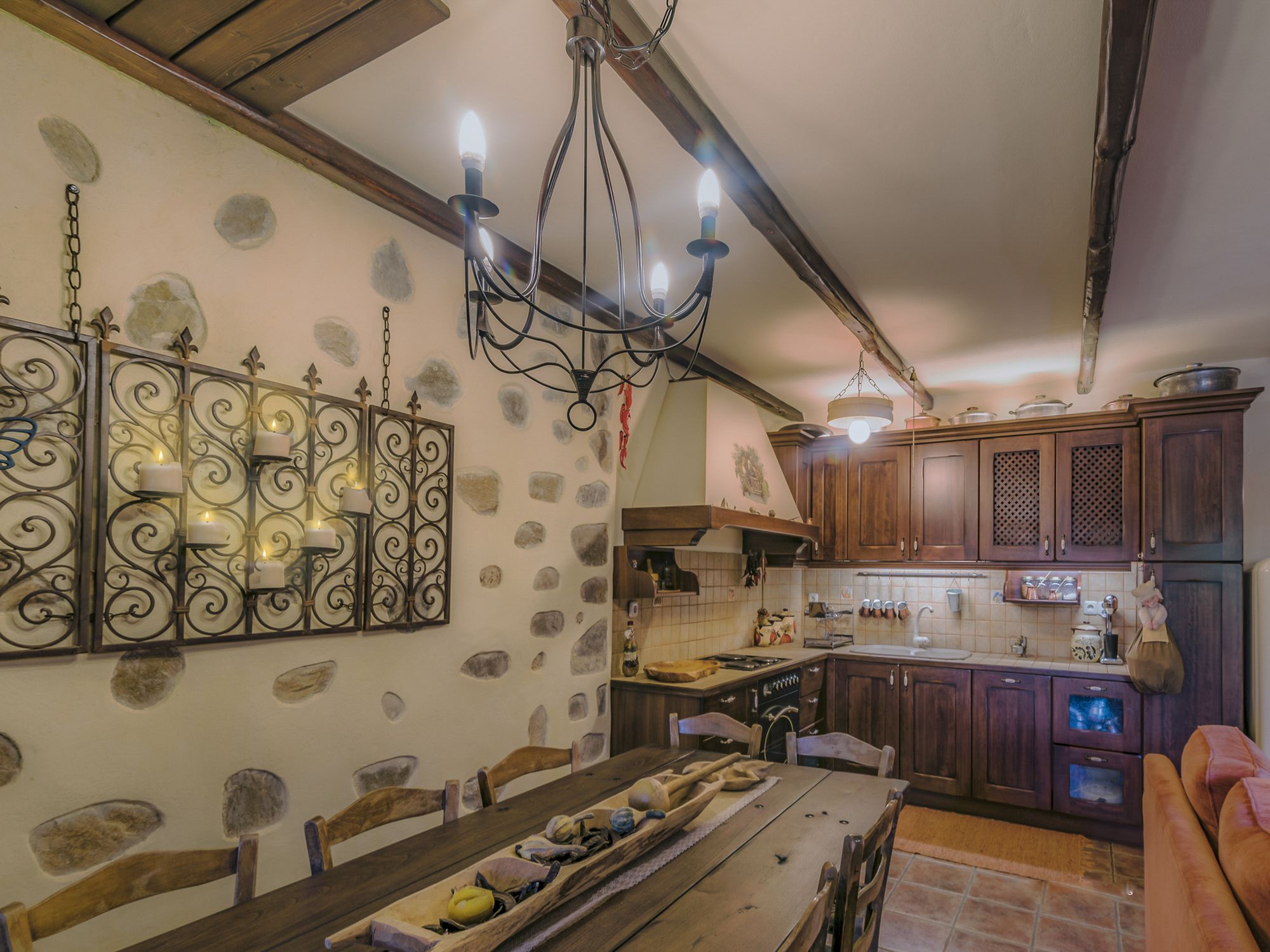 Фото To Stefani tis Makrinas