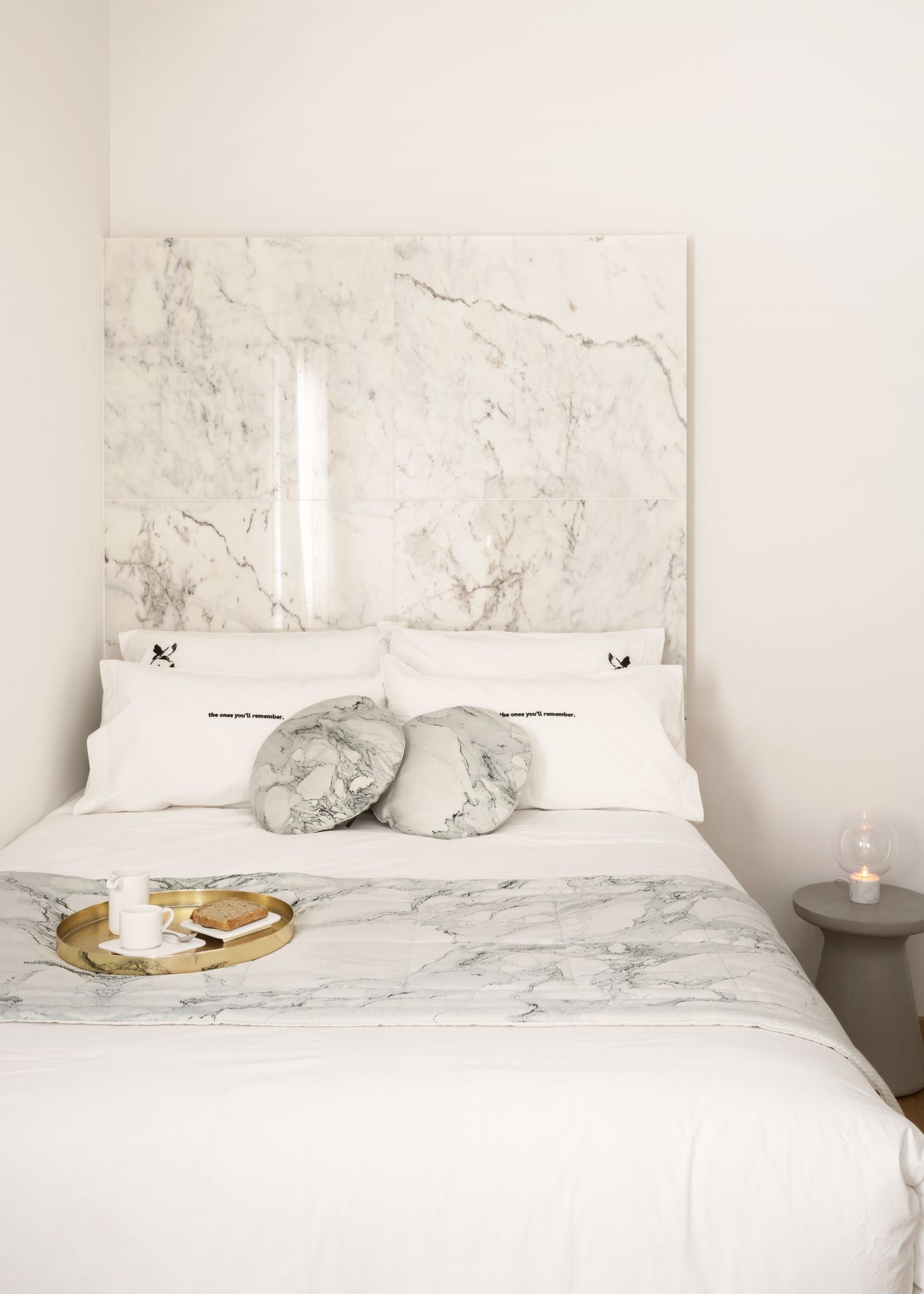 Фото Halcyon Days Apartamento