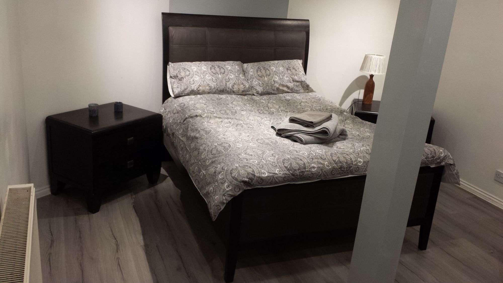 Фото Glasgow Hampden Garden Apartment