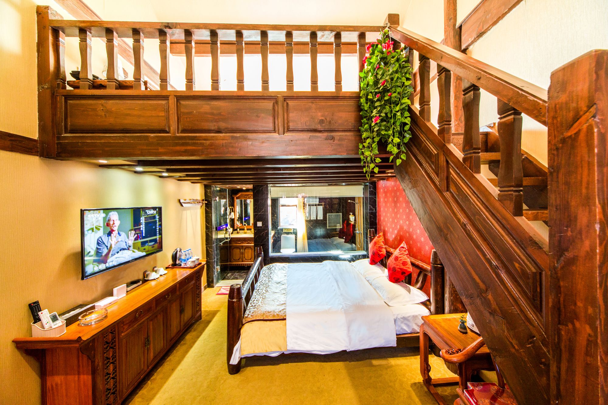 Фото Li Jiang Hemuju Inn