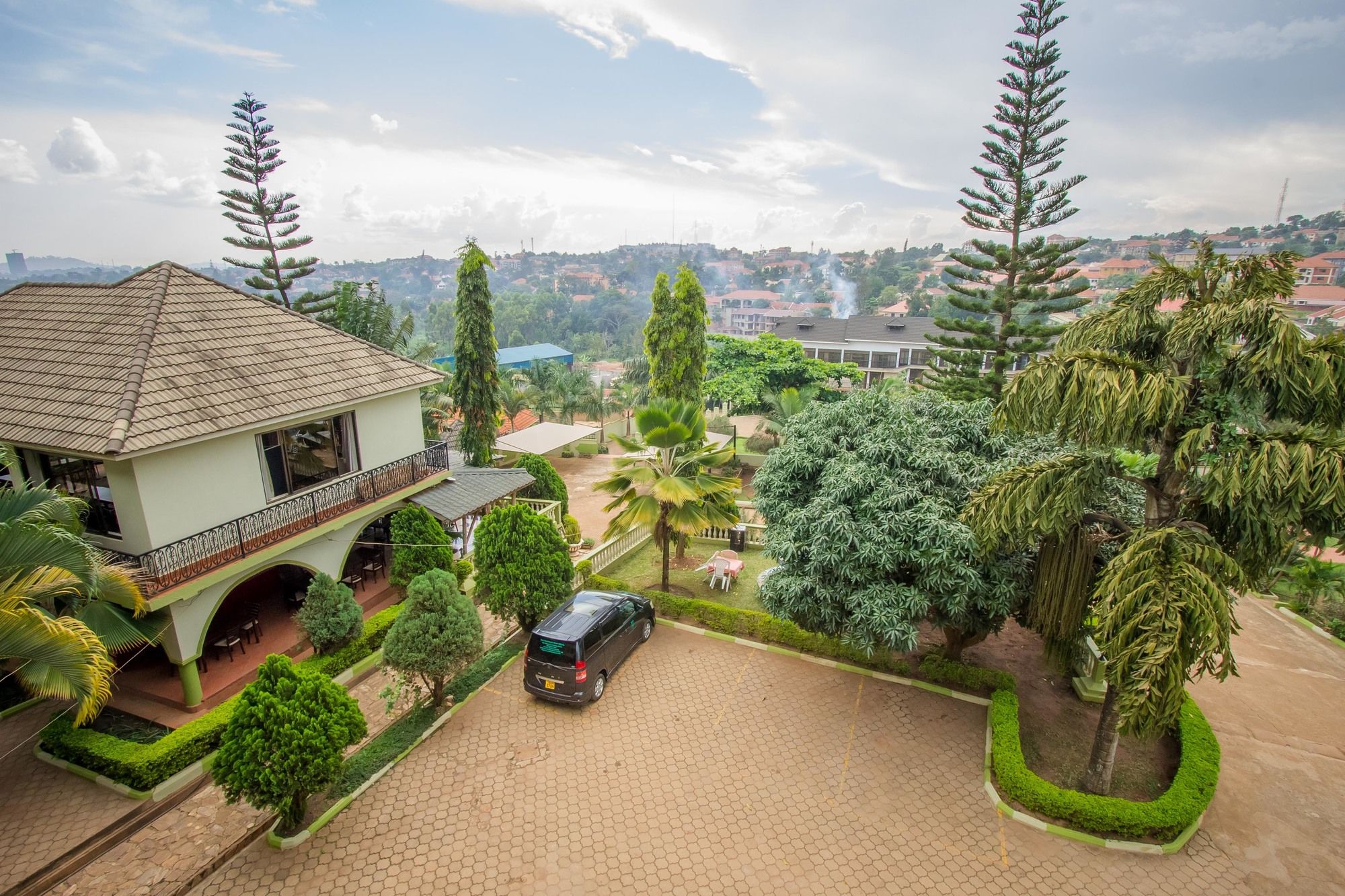 Фото Arch Apartments