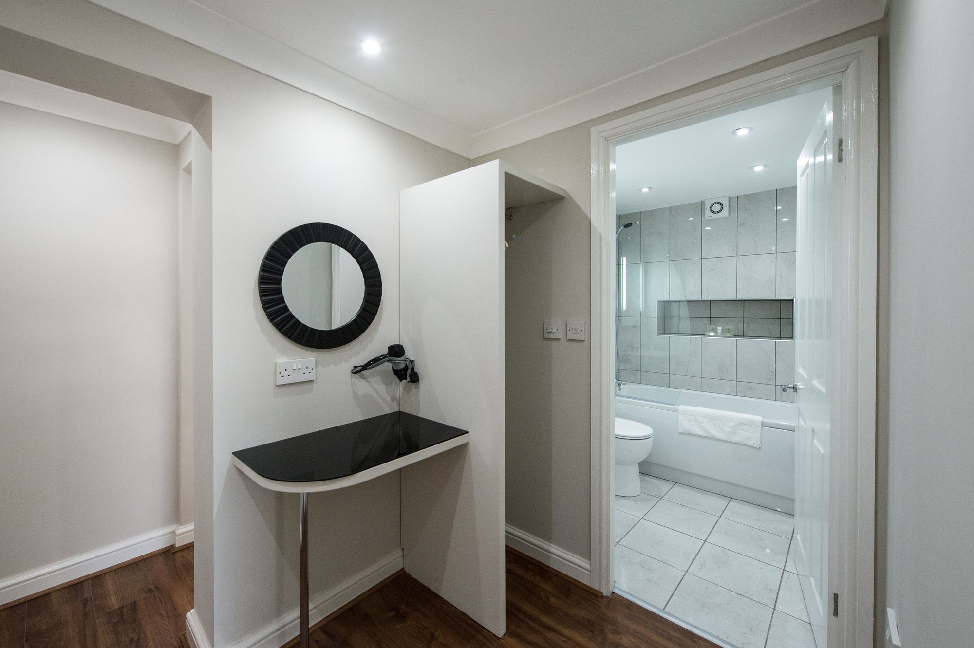 Фото Ivy Mount Boutique