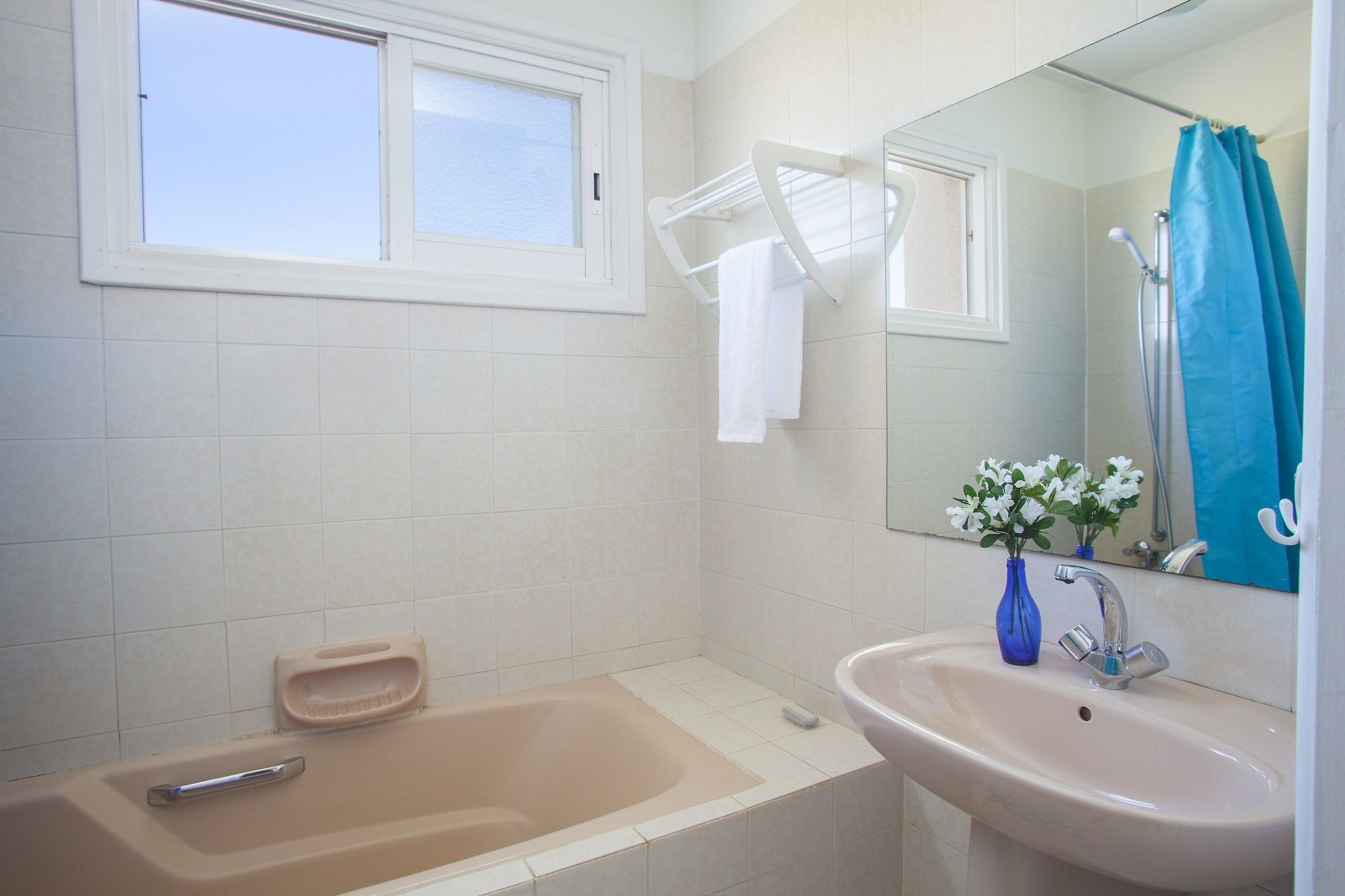 Фото Napa Beachfront Villa