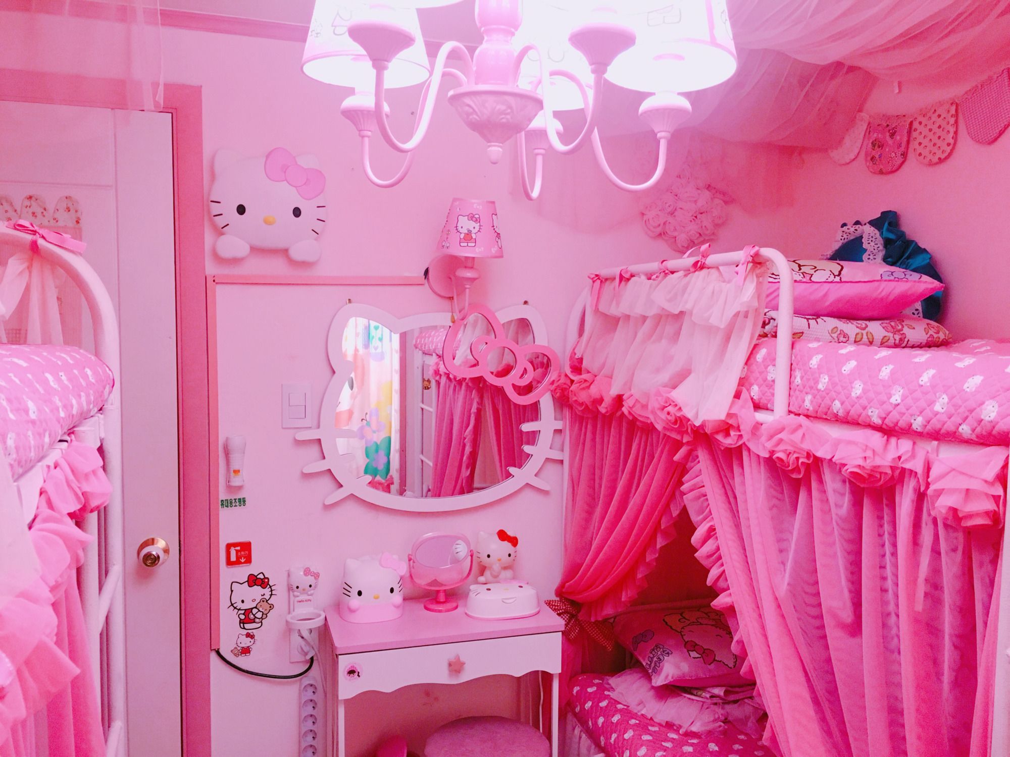 Фото Pink BnB - Hostel