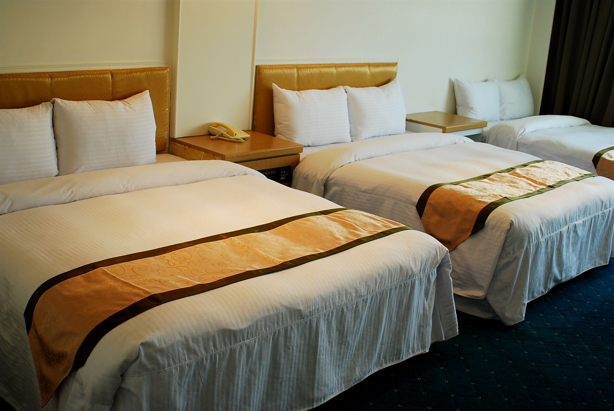 Фото Taitung Bali Suites Hotel