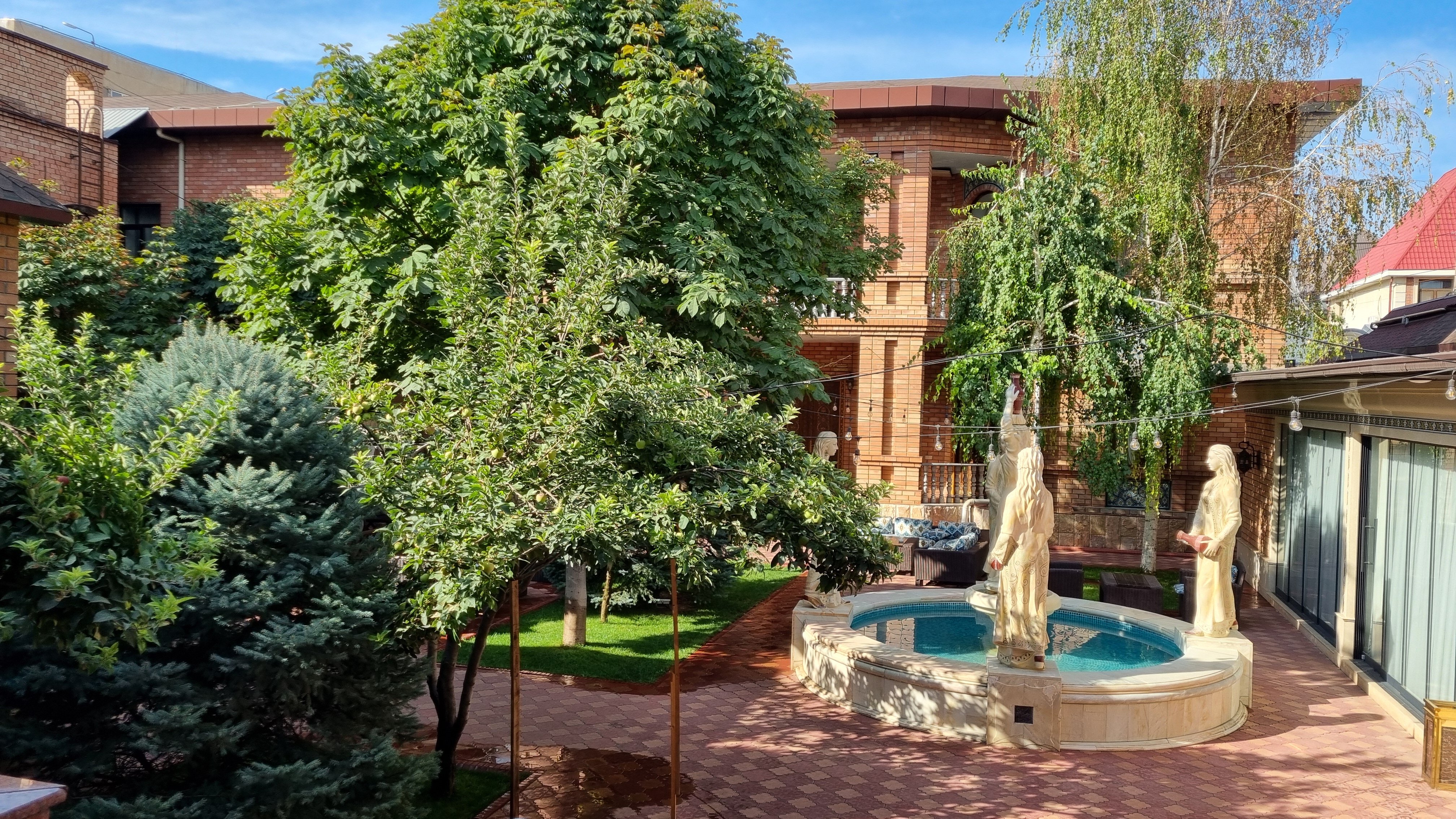 Фото Ichan Qala Premium Class Hotel