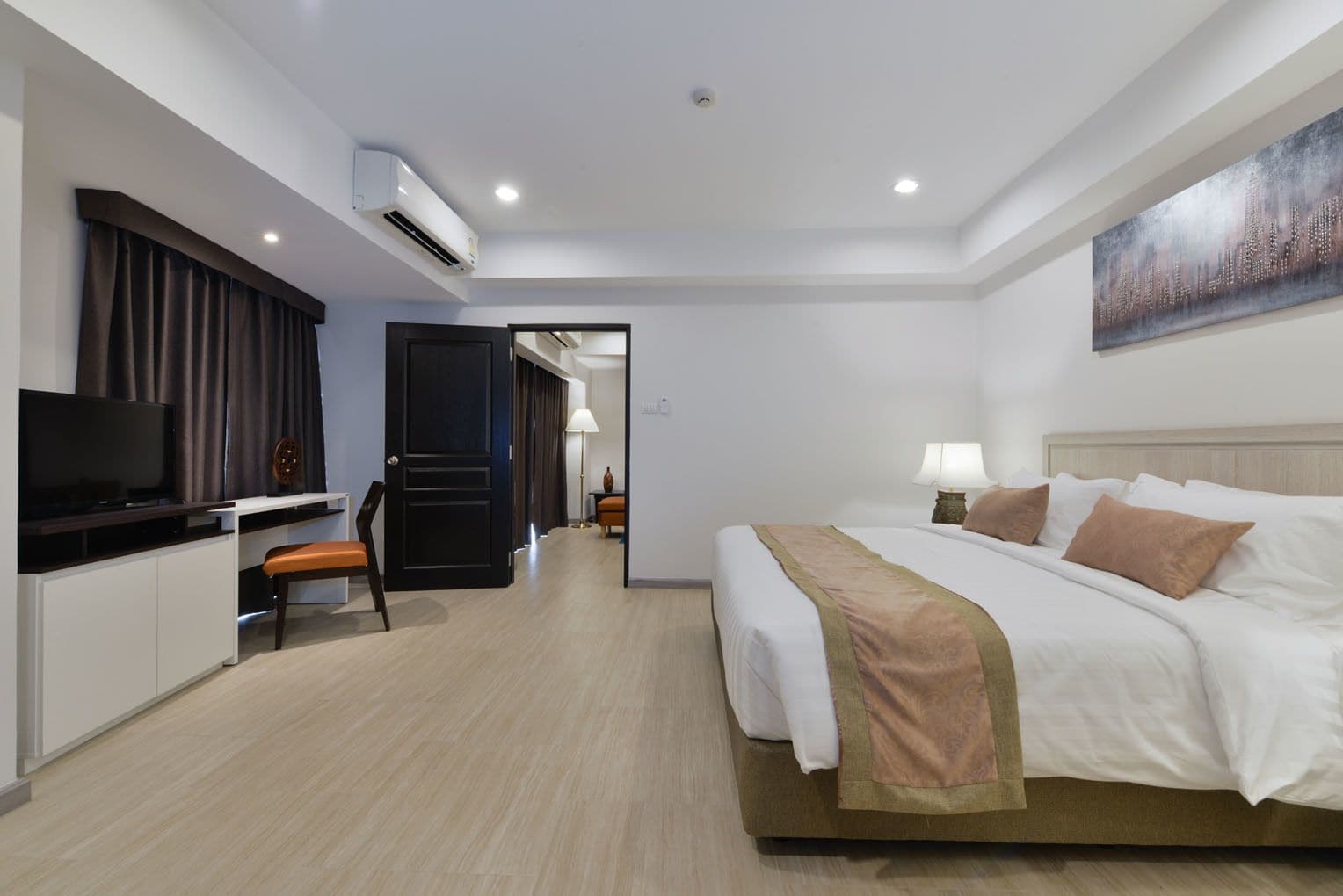 Фото Aspira Residence Ruamrudee