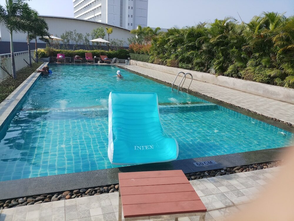 Фото The Whisper Hotel