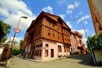 Gazi Kadikoy Women's Dormitory (İstanbul, Kadikoy, Osmanağa Mah., Yoğurtçu Şükrü Sok., 54), dormitory