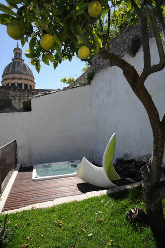 Внешний вид отеля Iblainsuite в Рагузе, фото 1