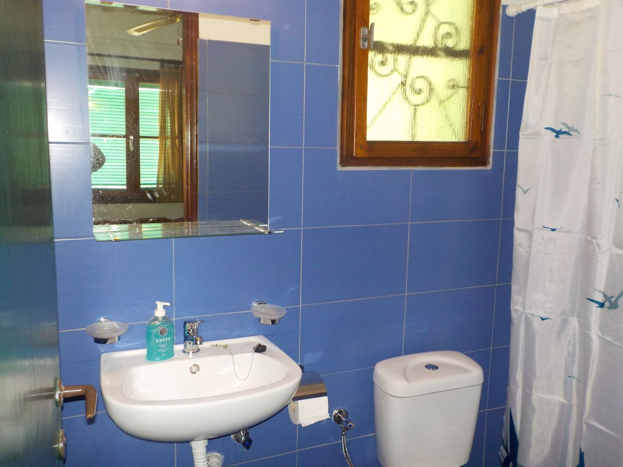 Фото Azalea Studios