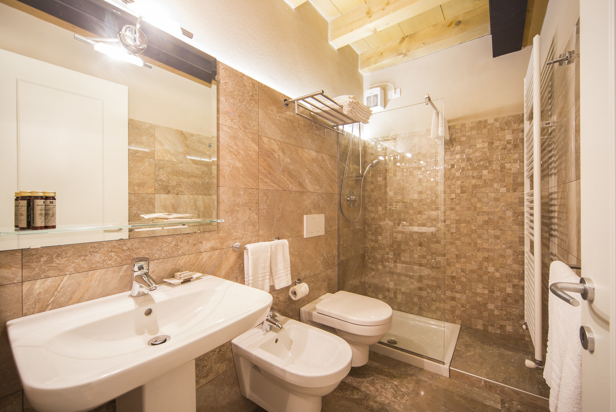 Фото Lady Capulet Apartments