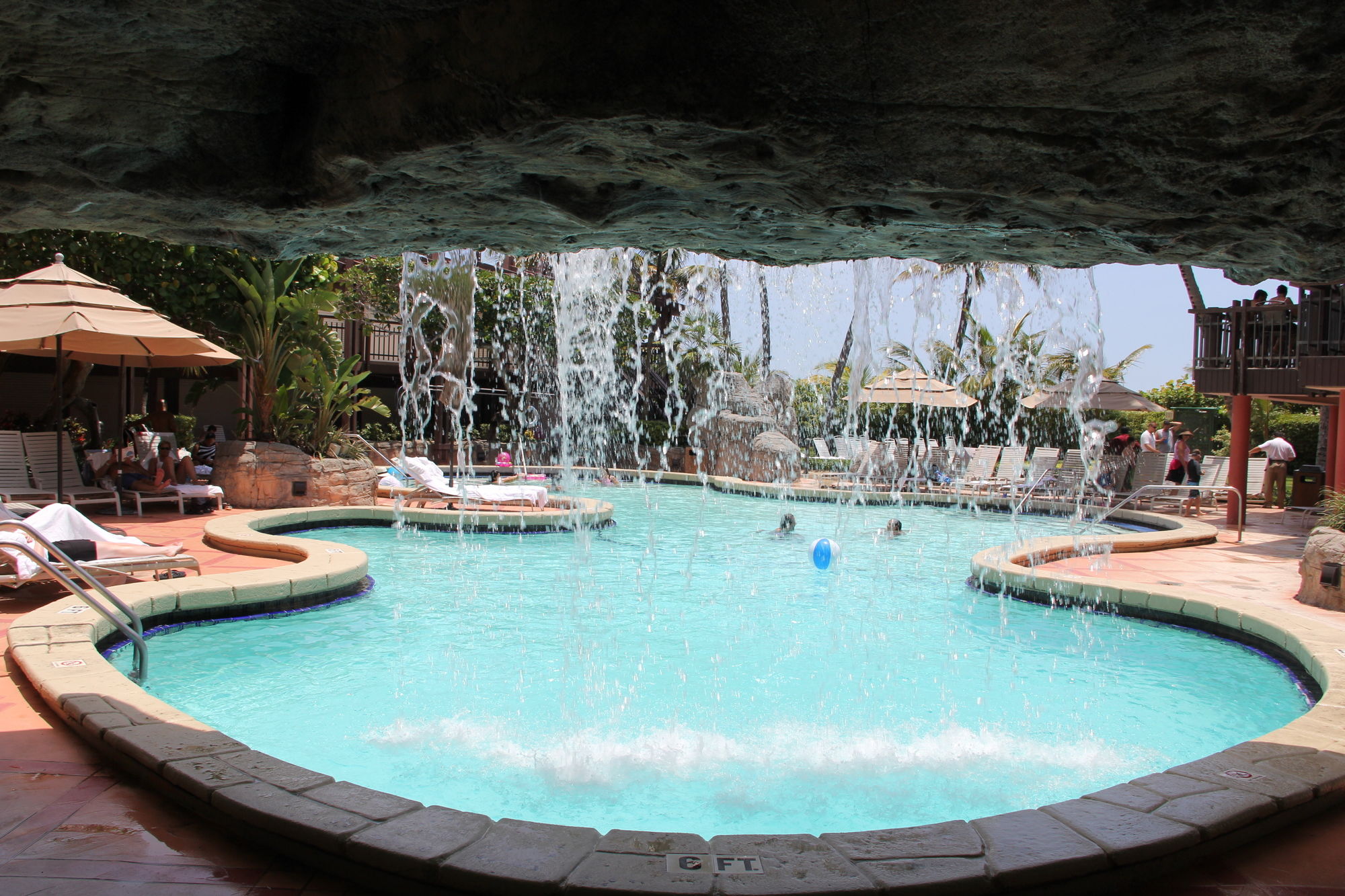 Фото Private Apartments by Vacations On Miami Beach