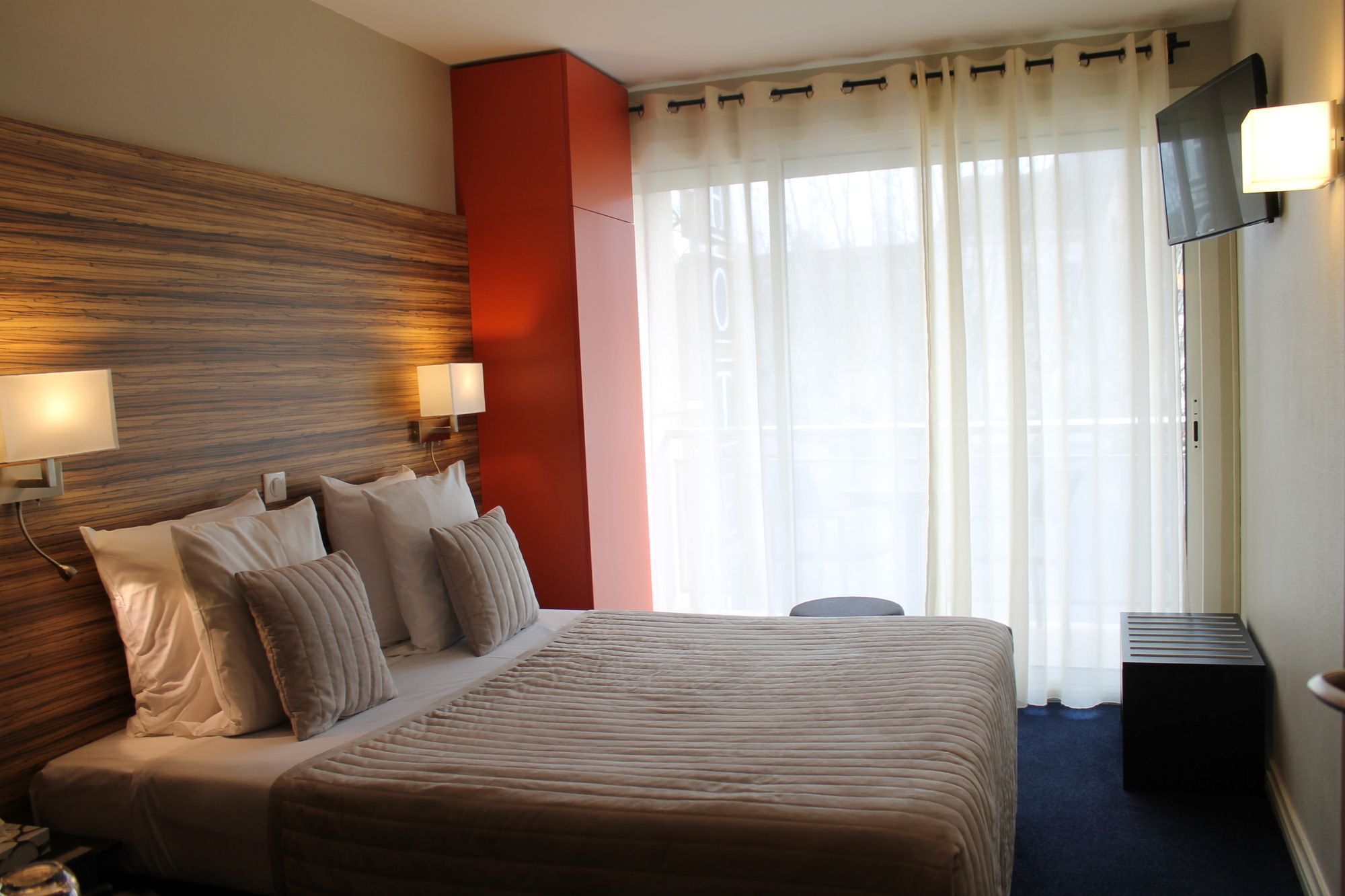 Фото Hôtel de France Bergerac