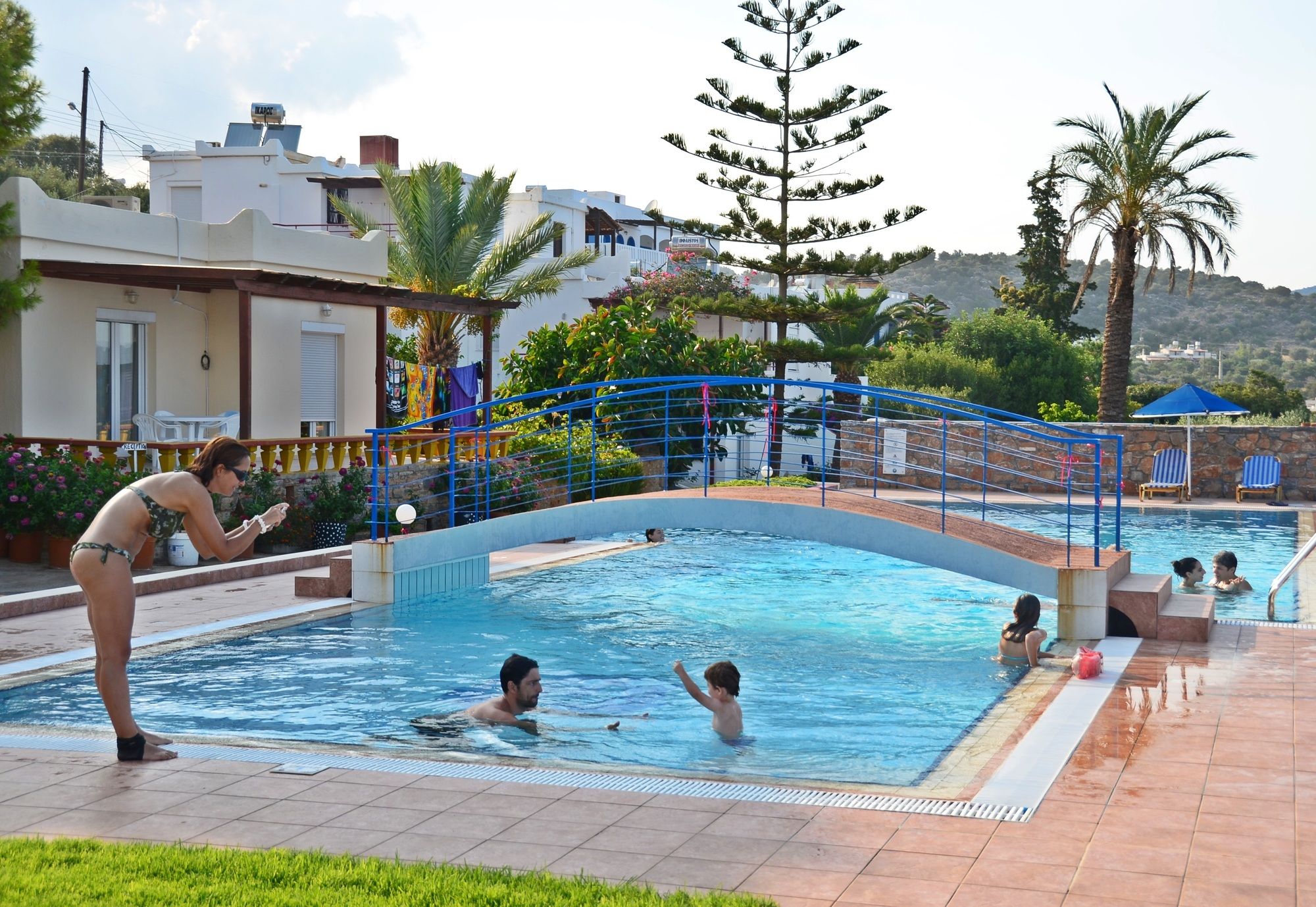 Фото Poppy Villas