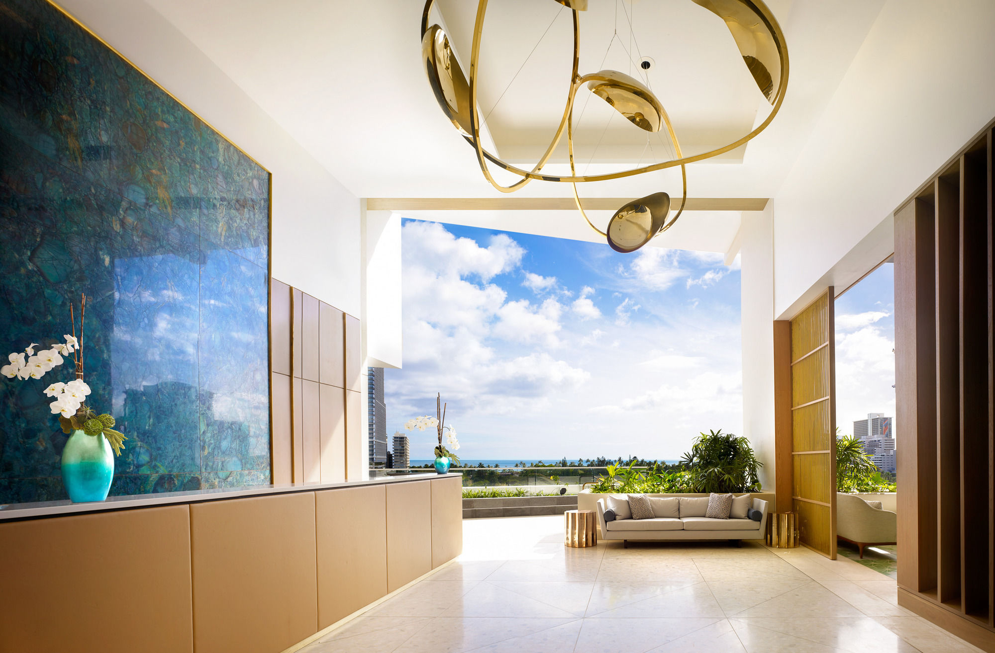 Фото The Ritz-Carlton Residences, Waikiki Beach