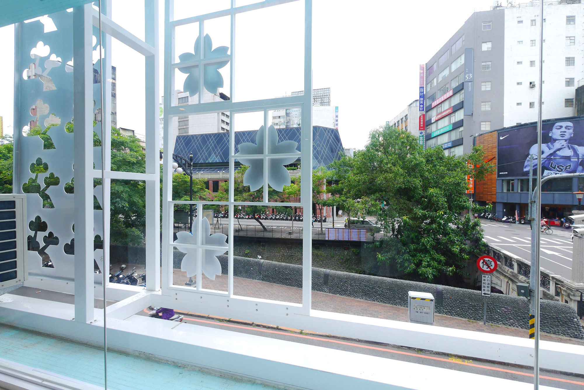 Фото SSBHotel - Shin Sei Bashi