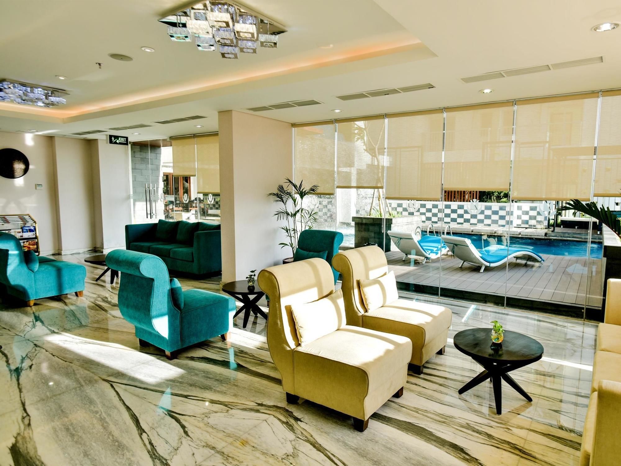 Фото Golden Tulip Essential Tangerang