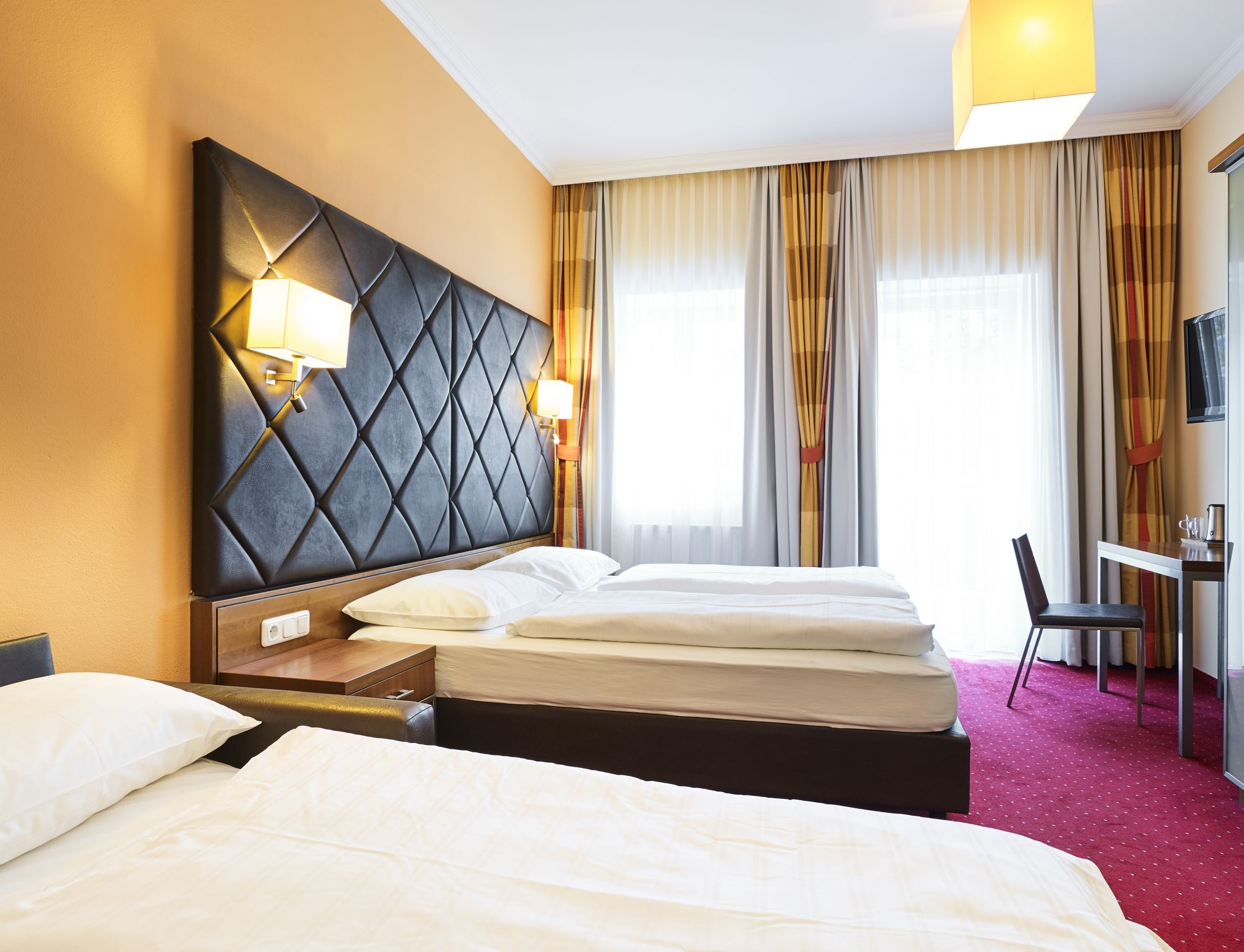 Фото отеля 3