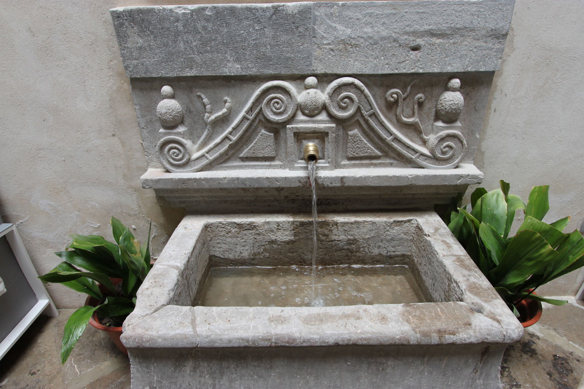 Фото Hotel Mercader de Sedas