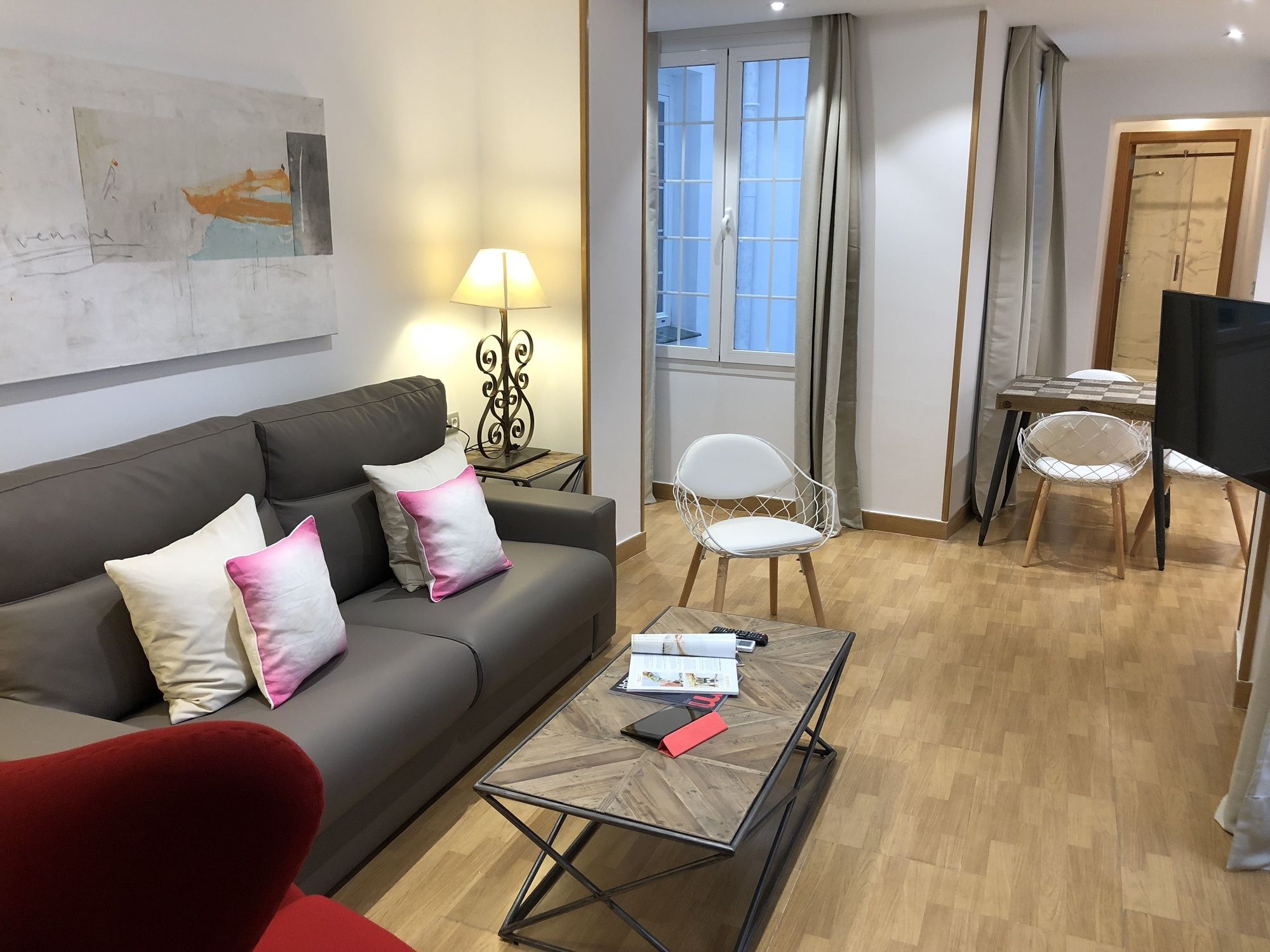 Фото Lodgingmalaga Plaza de la Constitución