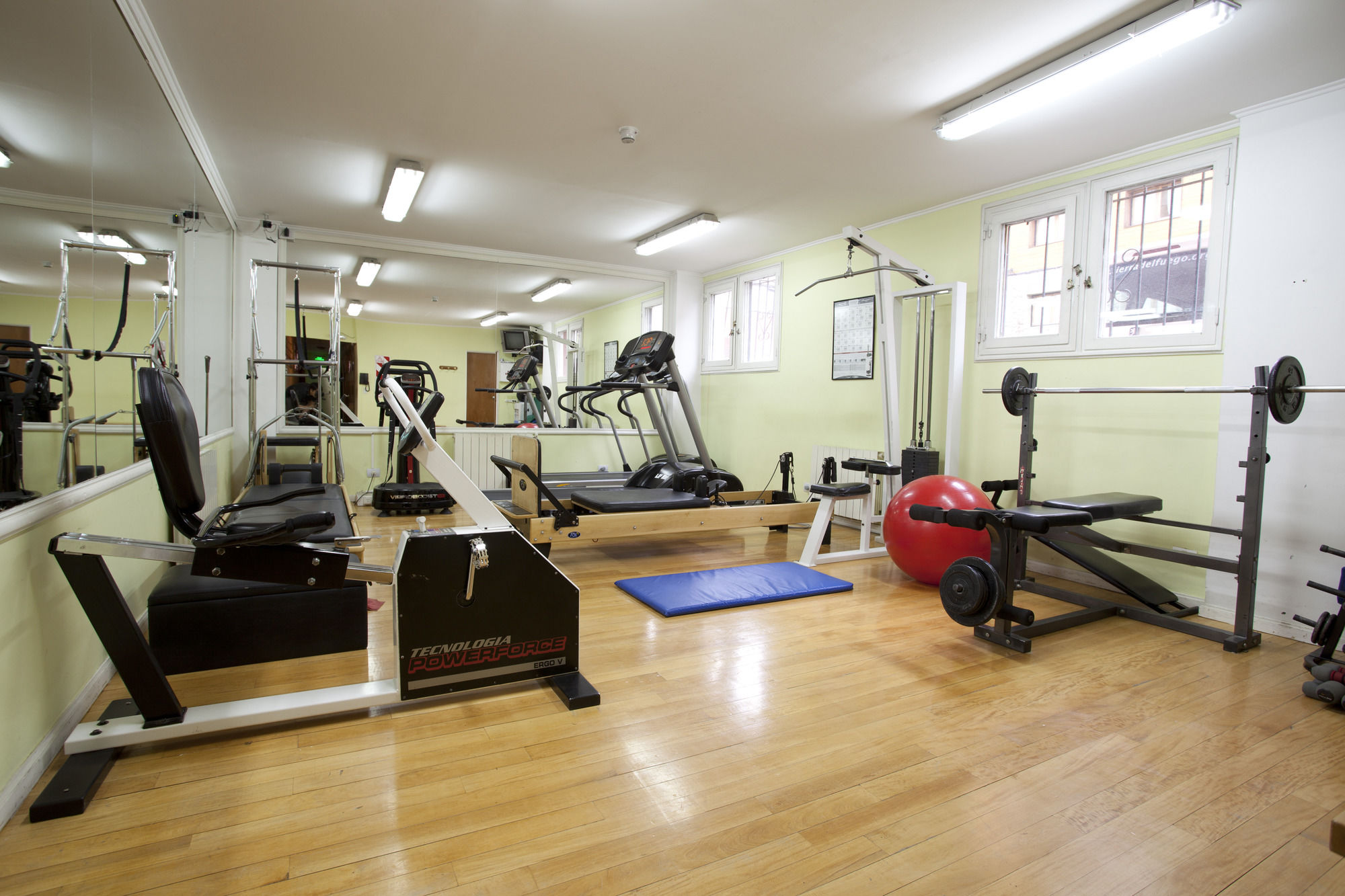 Фото Canal Beagle Hotel