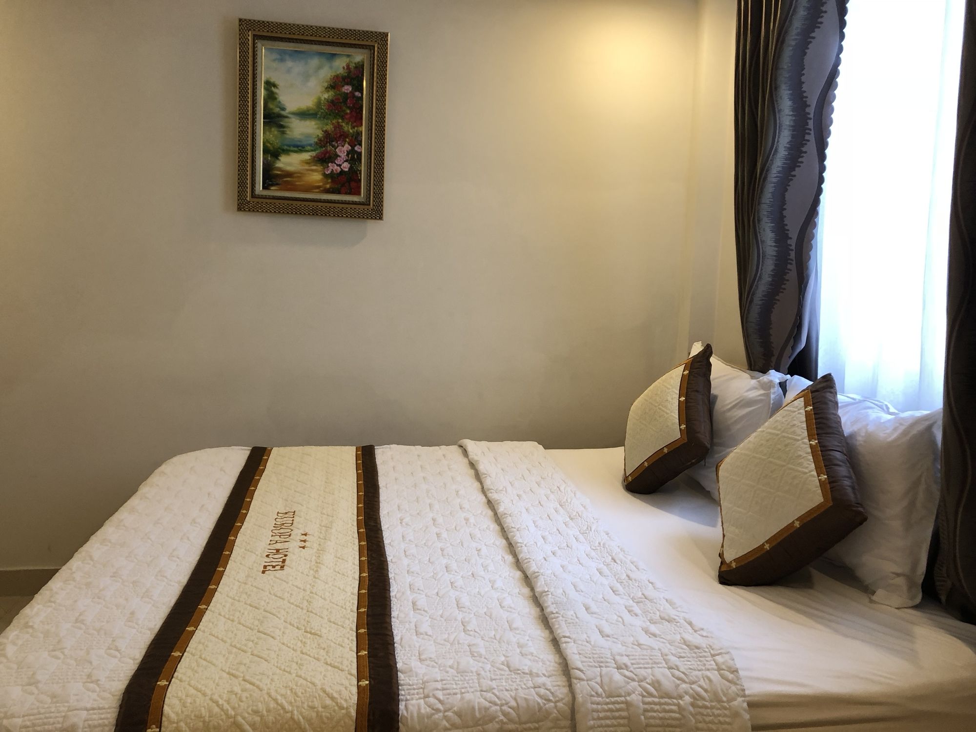 Фото Europa Hotel Da Lat