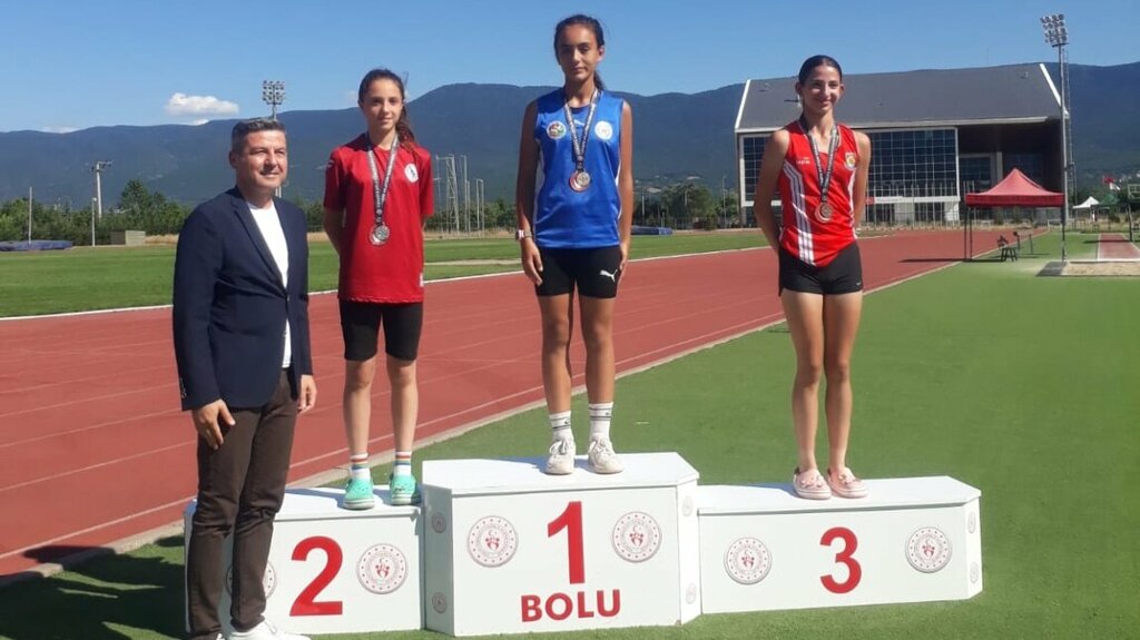 School Mehmet Nuri Arioglu Middle School, Kadirli, photo