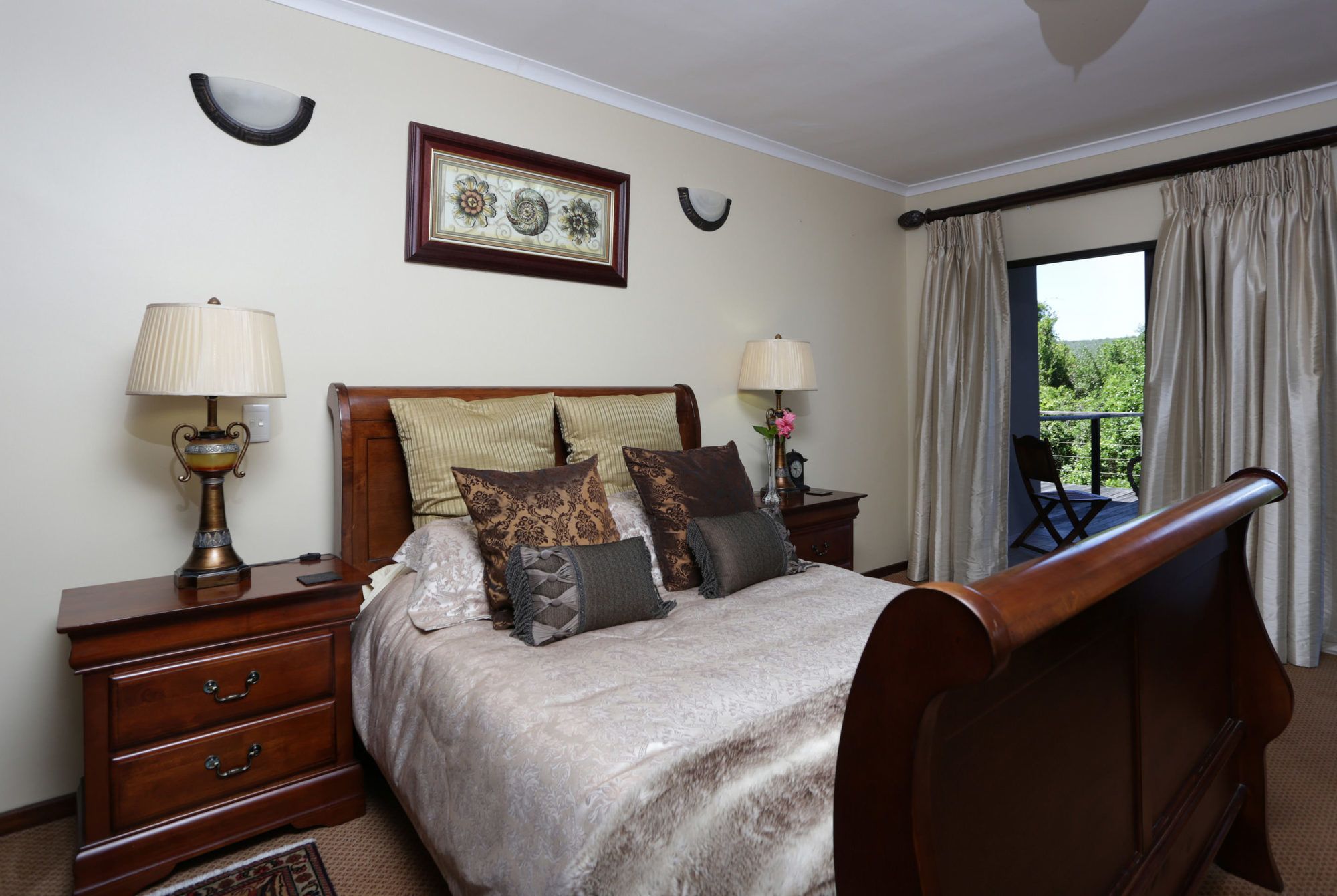 Фото Shangrila Manor - Adults Only