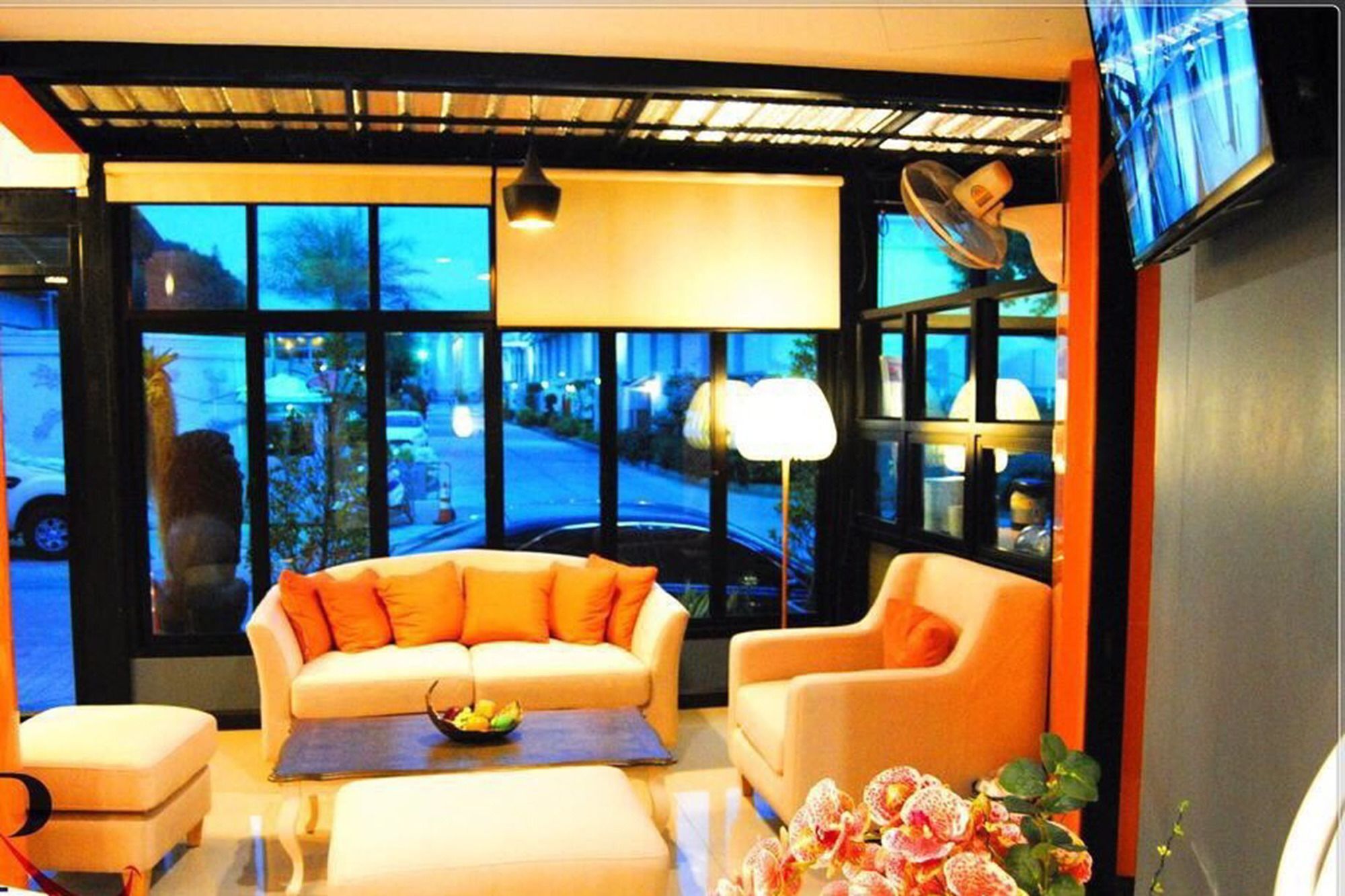 Фото Uplus Uhome Hotel