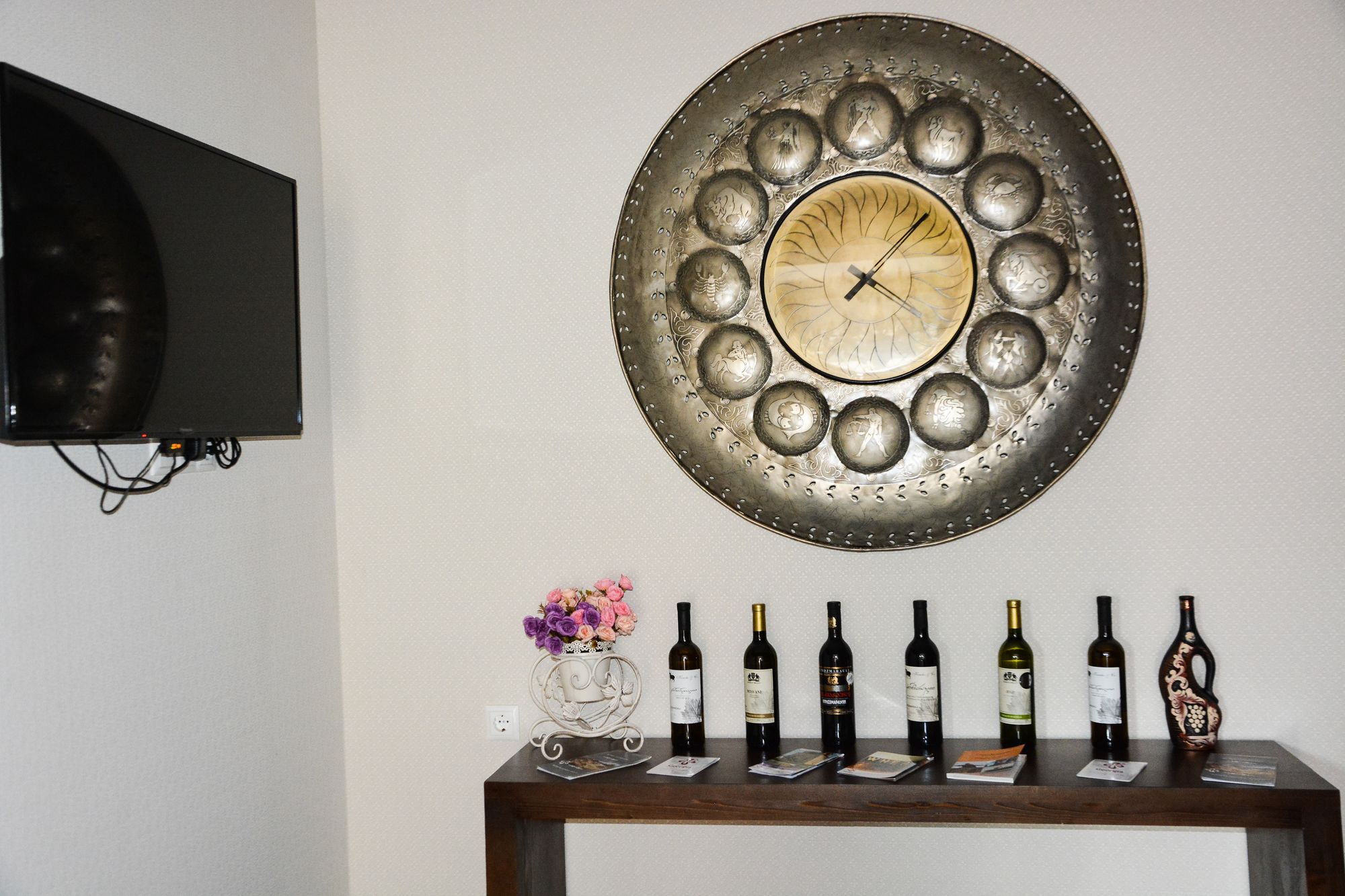 Фото Eleon Boutique Hotel