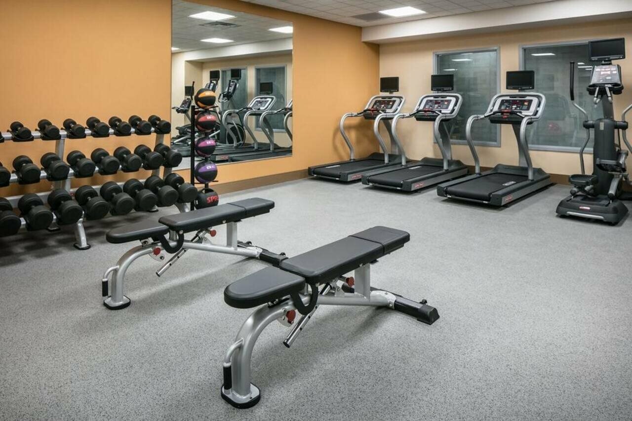 Фото Hilton Garden Inn Iowa City Downtown University