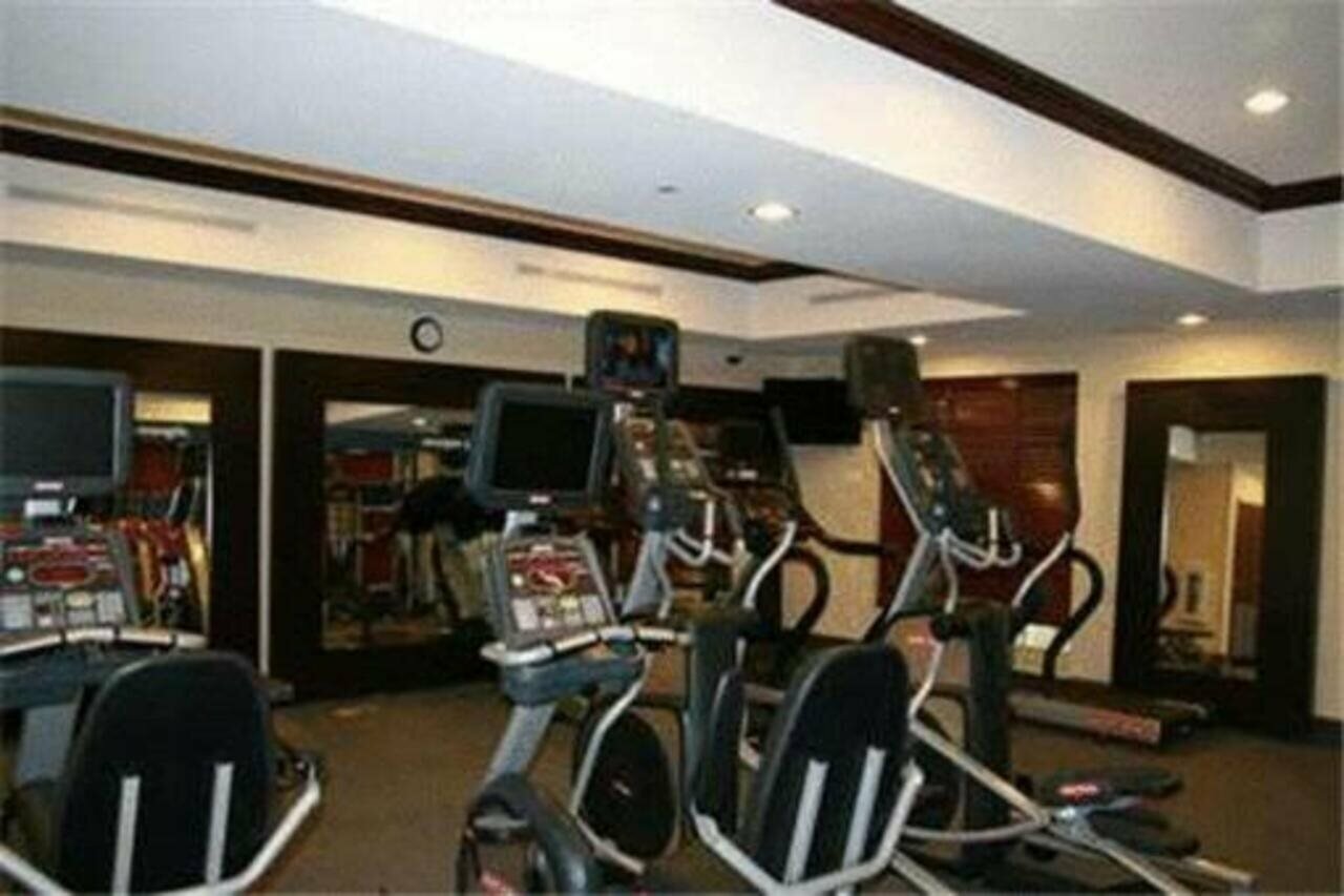 Фото Hampton Inn Matamoras - Milford